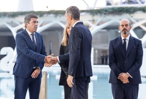 Abascal culpa a Sánchez del «linchamiento» a Mazón durante el funeral de la dana