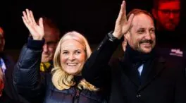 Mette-Marit de Noruega, acusada de obstruir la labor policial para proteger a Marius Borg