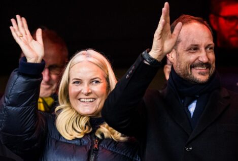 Mette-Marit de Noruega, acusada de obstruir la labor policial para proteger a Marius Borg