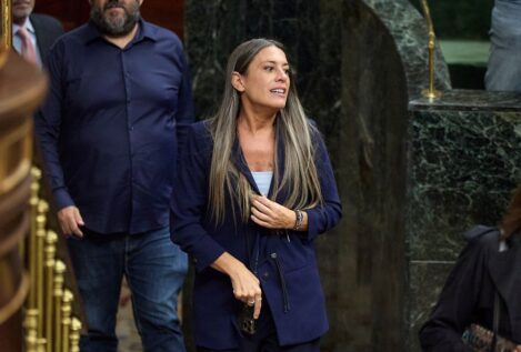 Junts dice que el acuerdo entre el Gobierno y Podemos sobre el Prat carece de validez