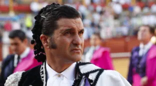 Los otros problemas de salud de Morante de la Puebla: depresiones, un trastorno disociativo de la personalidad y terapias de electroshock