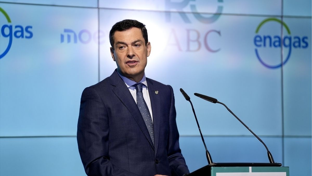 Moreno confía en mantener una «mayoría suficiente»: el PSOE «no es alternativa»