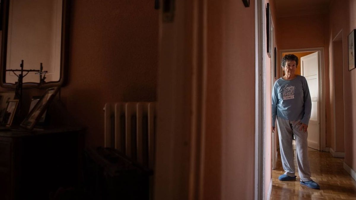 El juzgado suspende el desahucio previsto para este miércoles de la mujer de Madrid de 87 años