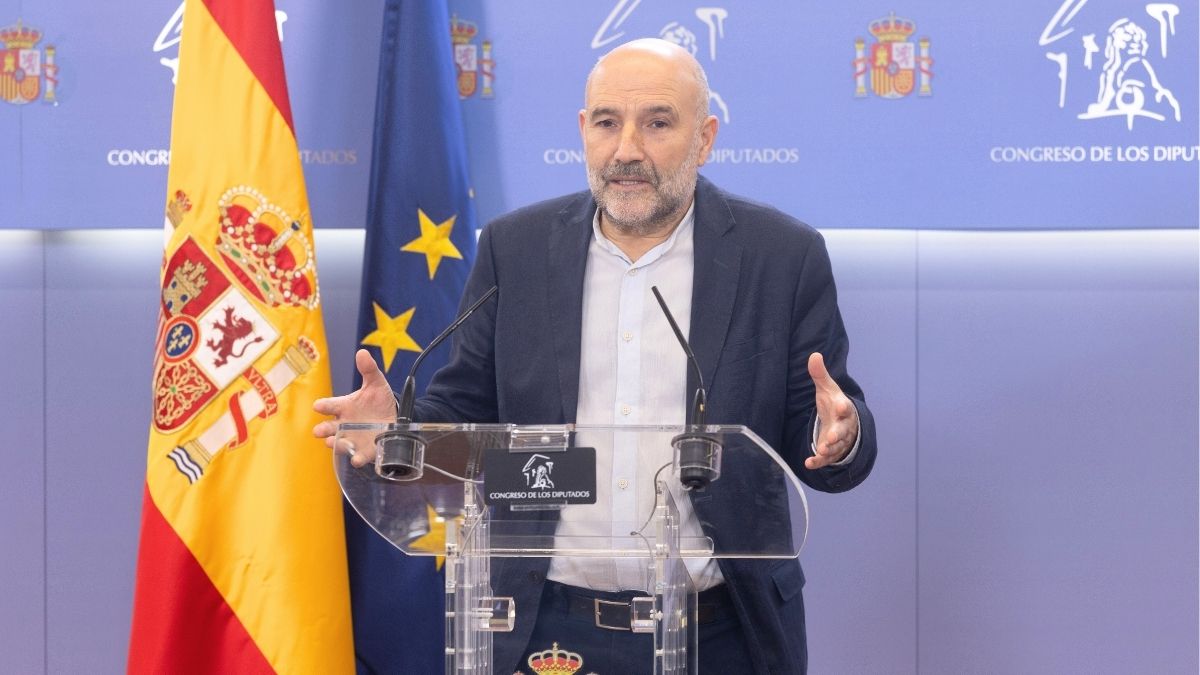 El BNG votará a favor del decreto de embargo de armas, que sigue en el aire por Podemos