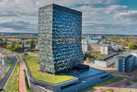 Las fábricas de coches europeas se quedan sin microchips por el conflicto EEUU-China