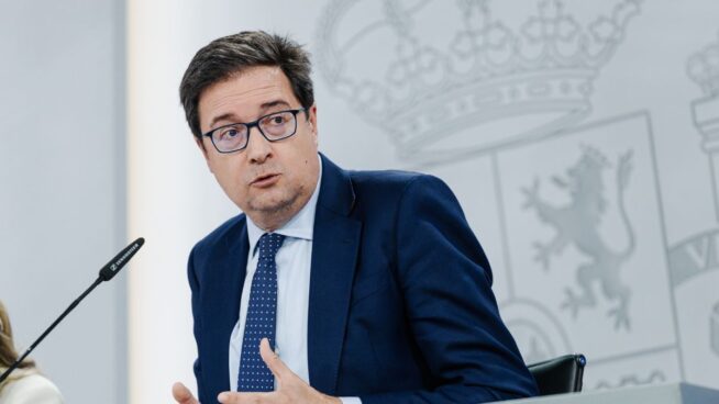 El Gobierno ofrece una subida salarial del 10% para los funcionarios entre 2025 y 2028