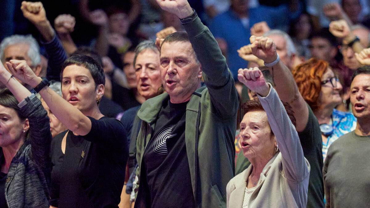 Bildu intenta convertir el 12 de octubre en el ‘Día de la Antihispanidad’ en el País Vasco