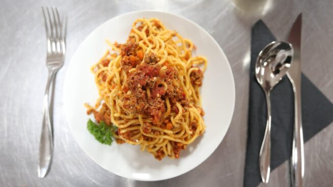 Los espaguetis boloñesa, una receta que no nació en Bolonia, ni en Italia: su curioso origen