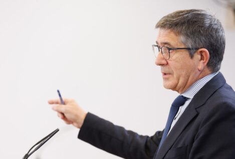 Patxi López insta a Ayuso a «cumplir la ley» del aborto en vez de ser «la líder de la ultraderecha»
