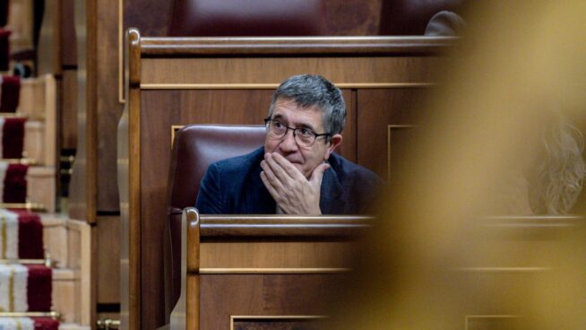 Patxi López: Leire Díez podía decir que iba por «el PSOE o que es embajadora del Vaticano»