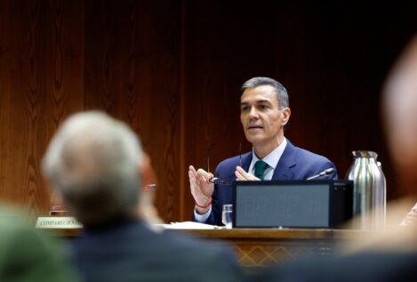 Sánchez rechaza en el Senado que su mujer tuviera relación con el rescate de Air Europa