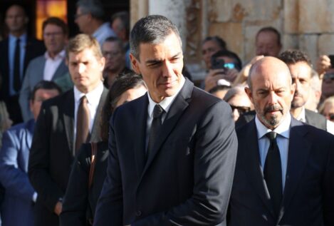 Sánchez, en el adiós a Vara: «Convirtió a Extremadura en una tierra de oportunidades»