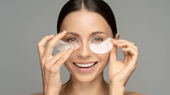 Soy periodista de belleza y estos parches para ojos borran la mirada cansada