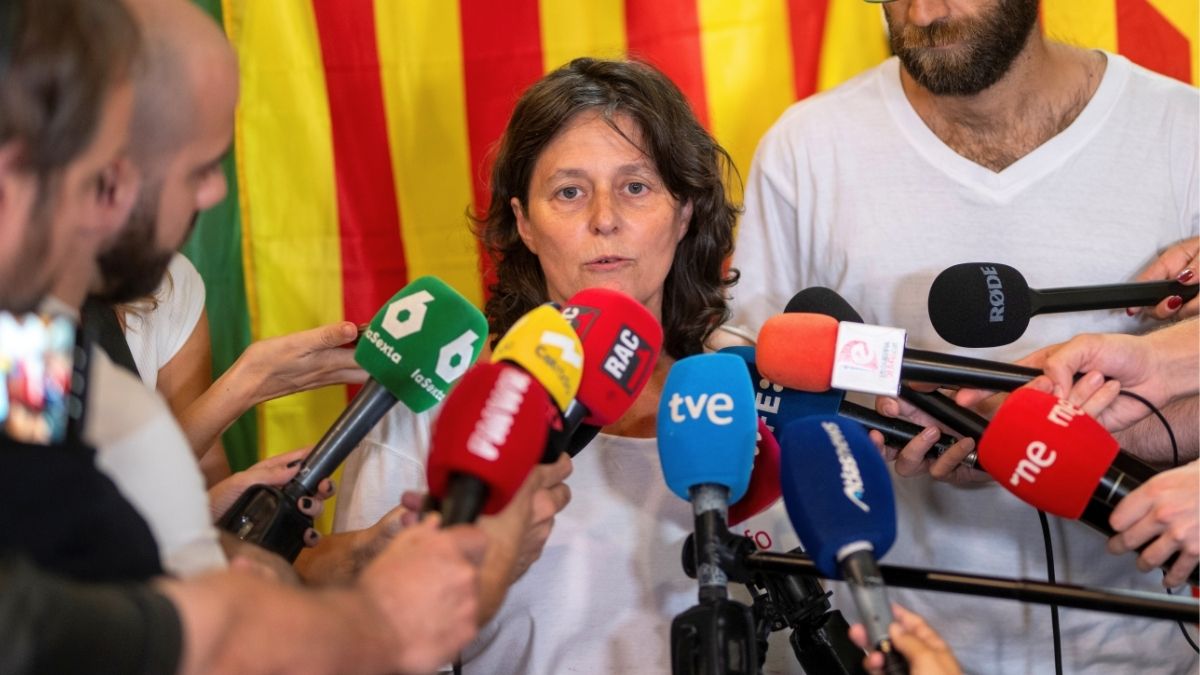 La líder de la CUP en el Parlament anuncia acciones legales por su «secuestro» en Israel