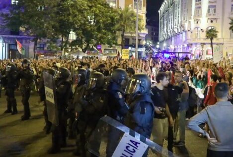 La policía carga contra algunos manifestantes en Madrid en apoyo a la flotilla y a Gaza