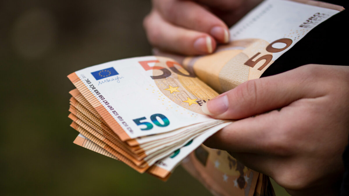 Los bancos digitales lanzan una nueva ofensiva en depósitos tras captar 100.000 millones