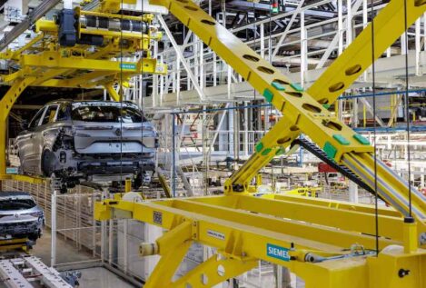 CCOO negociará con Renault mejoras en las condiciones de trabajo, horarios y salarios