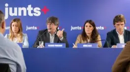 Puigdemont y la cúpula de Junts empiezan la reunión para decidir si rompen con el PSOE