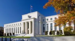 La Fed cumple con lo esperado al rebajar los tipos de interés en 25 puntos básicos