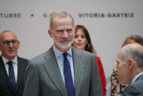 El Rey llama a defender la democracia ante «el auge de los populismos»
