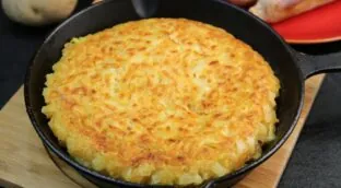 Otra receta suiza: Rösti, la tortilla de patatas sin huevos (y cómo acompañarla debidamente)