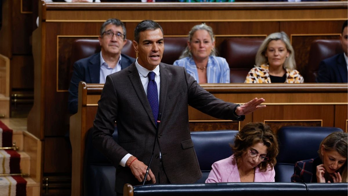 Sánchez niega financiación ilegal en el PSOE ante las acusaciones de Feijóo