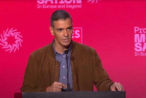 Sánchez acusa a la derecha tradicional de convertirse en «satélite» de la extrema derecha