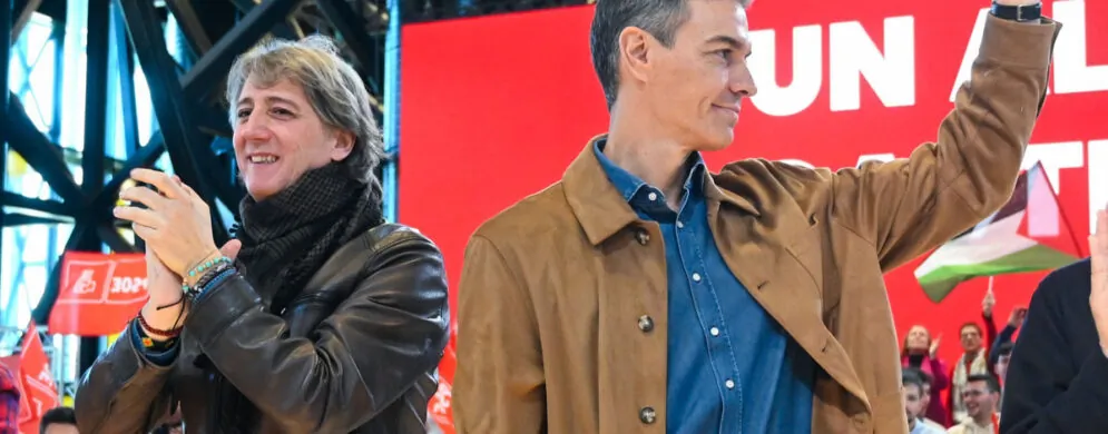 El candidato del PSOE en Castilla y León contrató a su hermana en la alcaldía de Soria