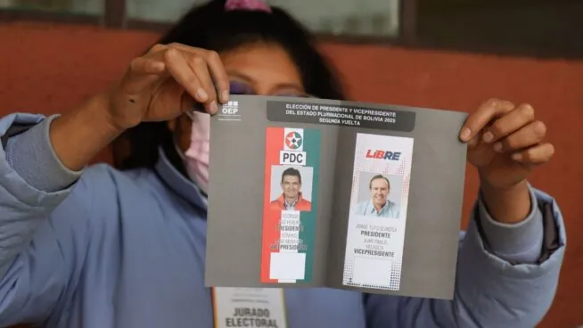 Termina la segunda vuelta de las presidenciales bolivianas