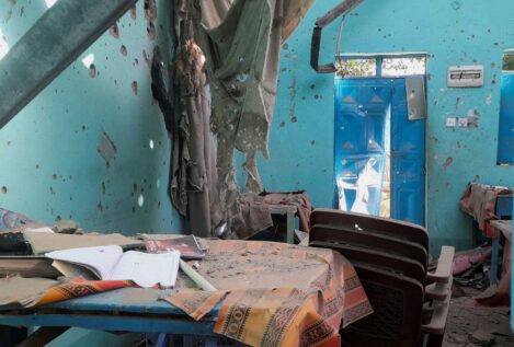 Los rebeldes de Sudán matan a 460 personas en un centro de maternidad