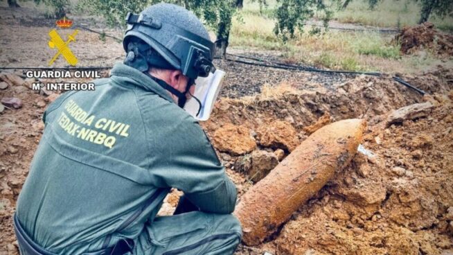 La Guardia Civil ha detonado más de 8.000 artefactos de la Guerra Civil en la última década