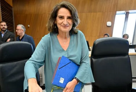 Teresa Ribera mantiene un cargo incompatible con su puesto de vicepresidenta europea