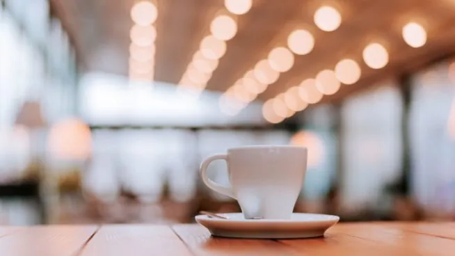 Aurelio Rojas, cardiólogo: «Tomar café después de comer aumenta el riesgo de infarto»