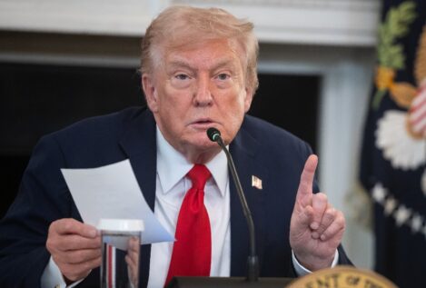 Trump estudiará hasta enero si impone aranceles a los medicamentos europeos