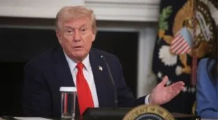 Trump dice que Maduro le ha «ofrecido de todo» porque no quiere «meterse» con EEUU