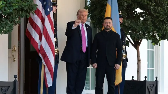 Trump reitera que España debe ser «reprendida» por no subir el gasto en Defensa