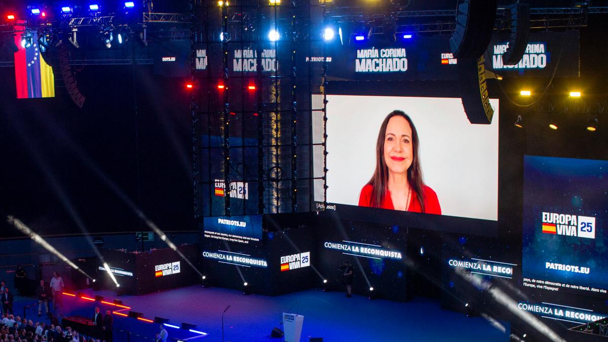 María Corina Machado: «Estamos listos para reconstruir un país en ruinas»