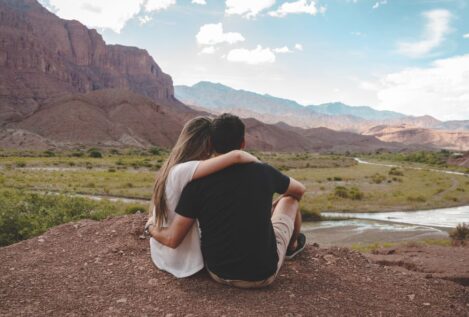 Olvídate de los regalos: el verdadero gesto de amor que todas las parejas quieren y necesitan