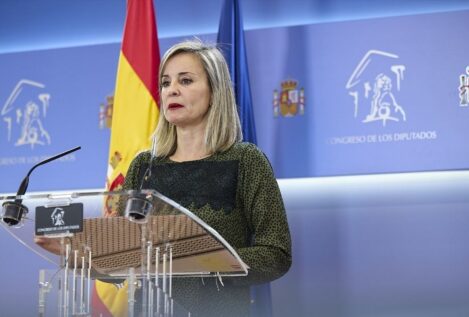 Lío en el Gobierno tras pedir Sumar que Isabel Rodríguez «deje paso» a otro ministro