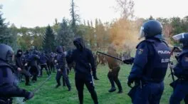 Un grupo de 'abertzales' provoca disturbios en Pamplona por el acto de Vito Quiles