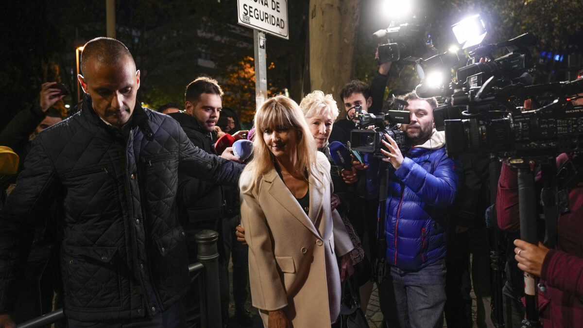 Peinado archiva la causa contra la alto cargo que contrató a la asesora de Begoña Gómez