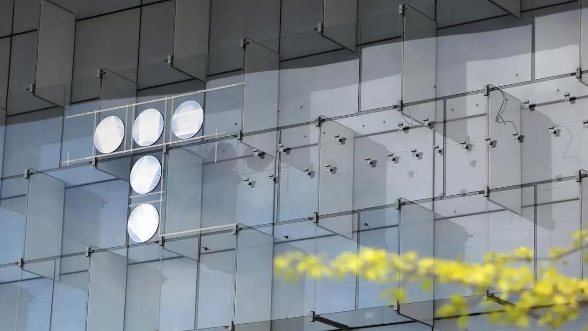 La dirección de Telefónica invierte 1,5 millones en acciones de la firma tras su plan estratégico