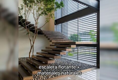 Soy arquitecto y estas son las mejores escaleras para ahorrar espacio en el salón