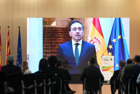 Albares ve India como «socio imprescindible» de España y anuncia visitas diplomáticas