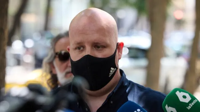 El abogado de Alvise renuncia a su defensa por una «quiebra» de confianza