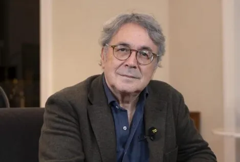 Andrés Trapiello: «Me echaron del Partido Comunista por drogadicto y maricón»