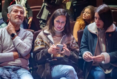 Podemos convoca primarias en Castilla y León y Andalucía como arma de presión sobre IU