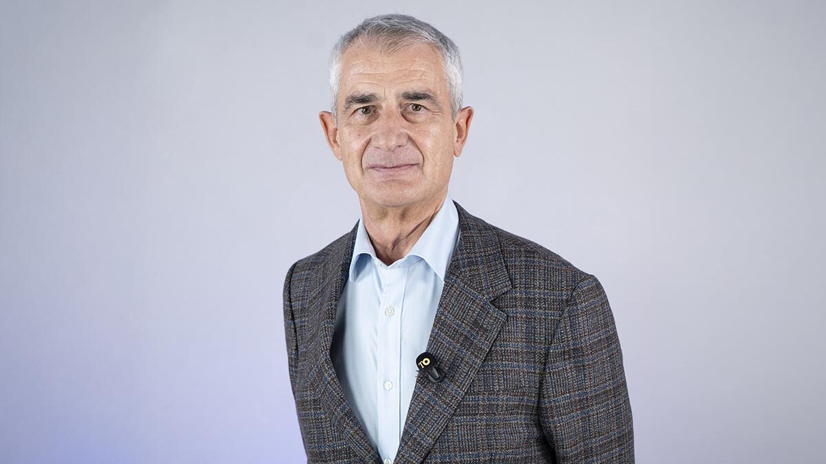 VÍDEO | El podcast de El Liberal con Benito Arruñada: «Ojalá con sustituir a Sánchez todo se arreglase»