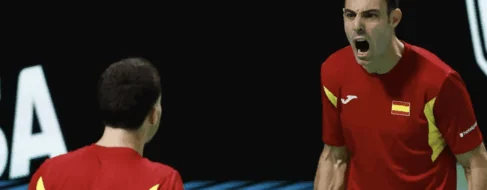 España vence en dobles a Alemania sin Alcaraz y disputará la final de la Copa Davis