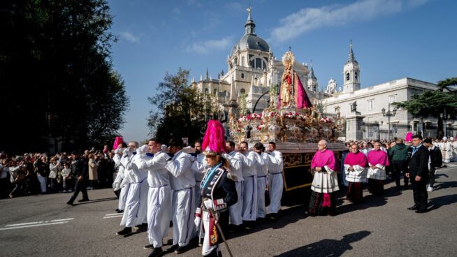 Qué supermercados abren en Madrid por el día de la Almudena